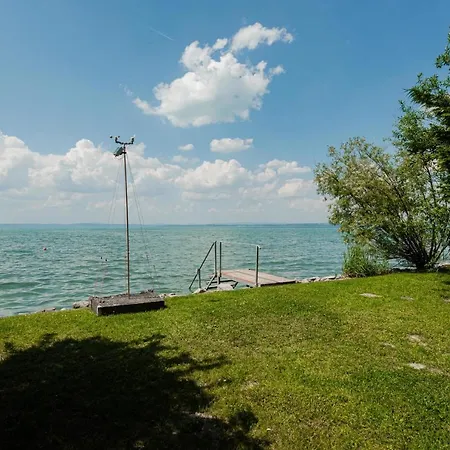 Privat Strand, Kozvetlen Vizkapcsolat Siófok
